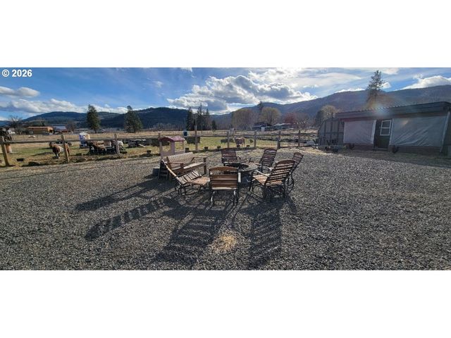 70724 BEAR CREEK Rd, Wallowa, OR 97885