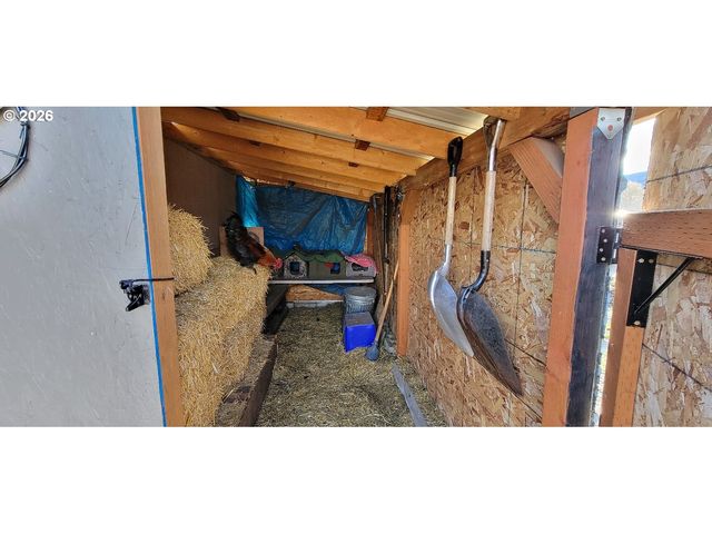 70724 BEAR CREEK Rd, Wallowa, OR 97885