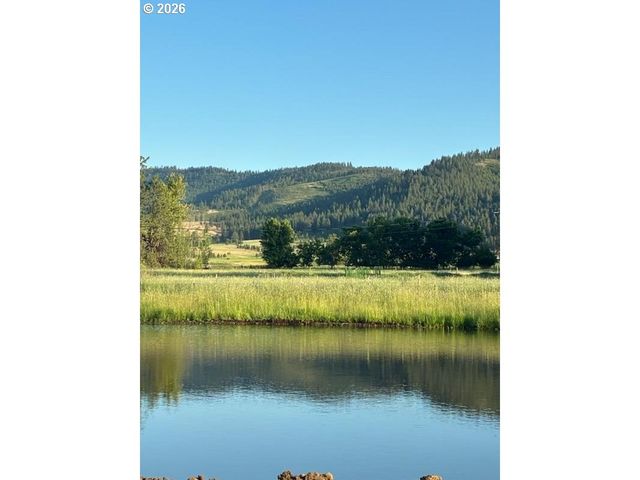 70724 BEAR CREEK Rd, Wallowa, OR 97885