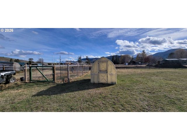 70724 BEAR CREEK Rd, Wallowa, OR 97885