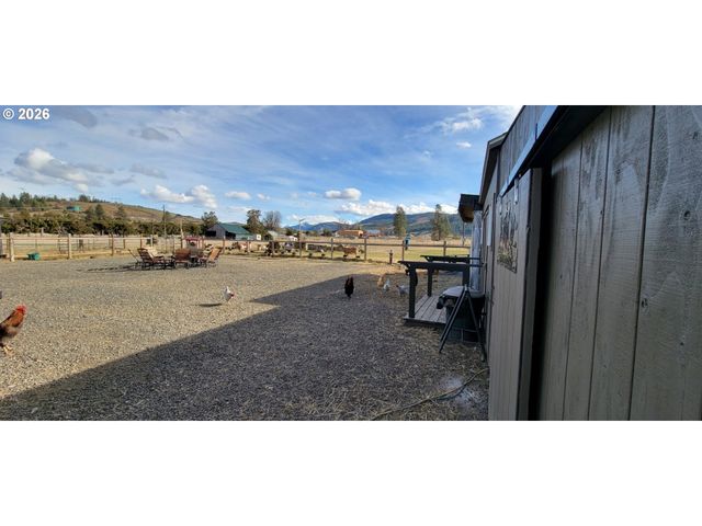 70724 BEAR CREEK Rd, Wallowa, OR 97885