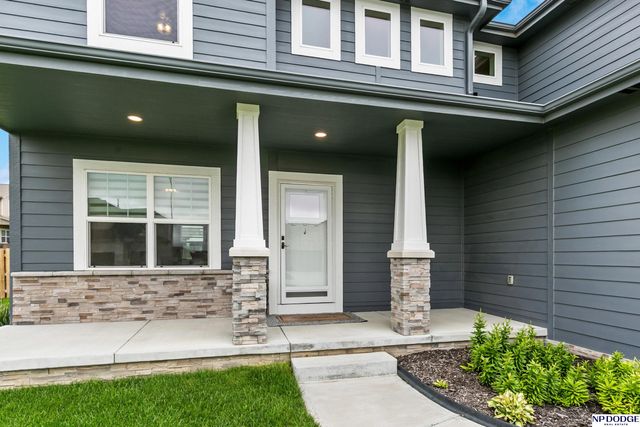 7806 S 199 Street, Gretna, NE 68028