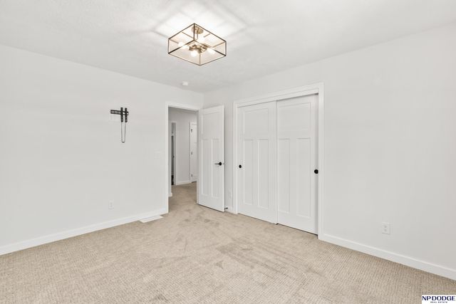 7806 S 199 Street, Gretna, NE 68028