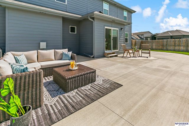 7806 S 199 Street, Gretna, NE 68028