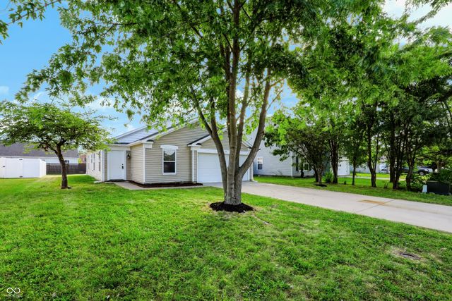 753 Indigo Court, Greenfield, IN 46140