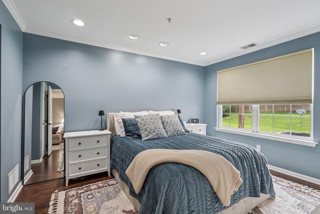21 FOXGLOVE DR, Delran, NJ 08075
