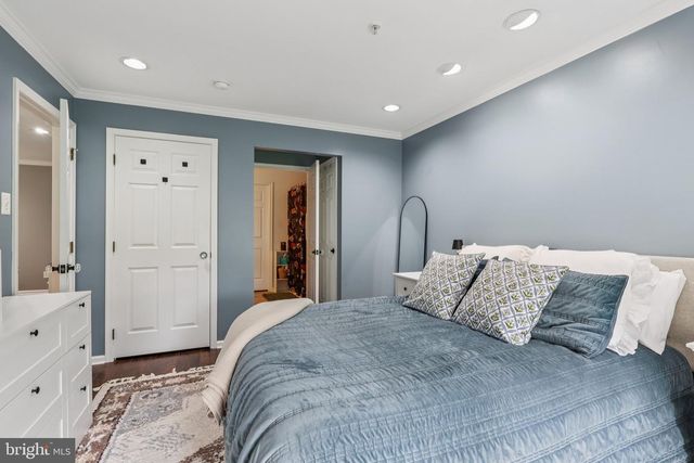 21 FOXGLOVE DR, Delran, NJ 08075