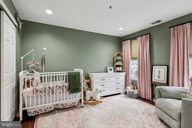 21 FOXGLOVE DR, Delran, NJ 08075