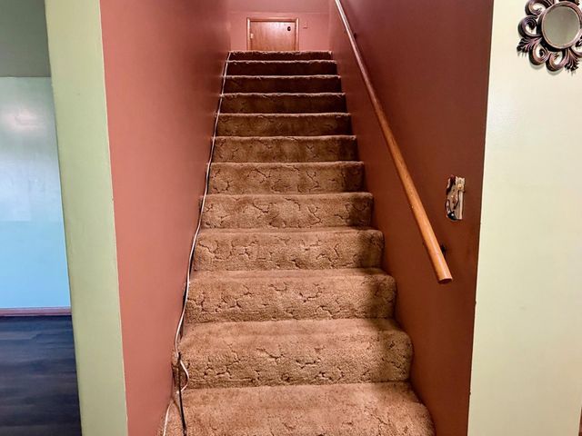 1025 Pershing Boulevard, Worthington, MN 56187