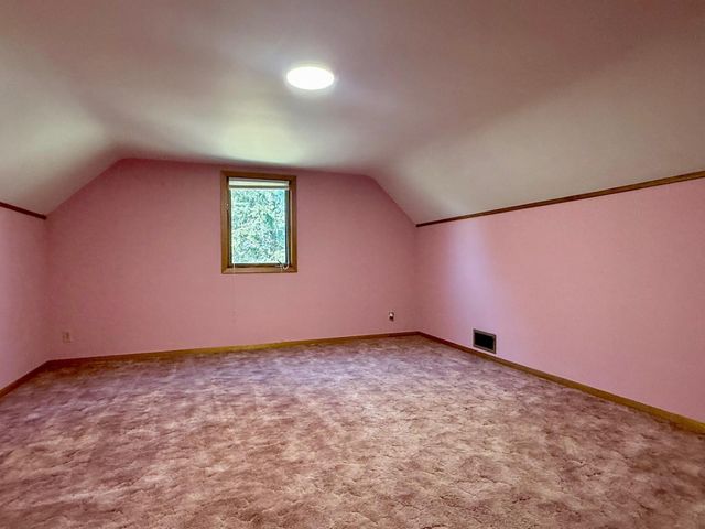 1025 Pershing Boulevard, Worthington, MN 56187