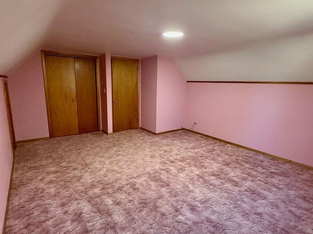 1025 Pershing Boulevard, Worthington, MN 56187