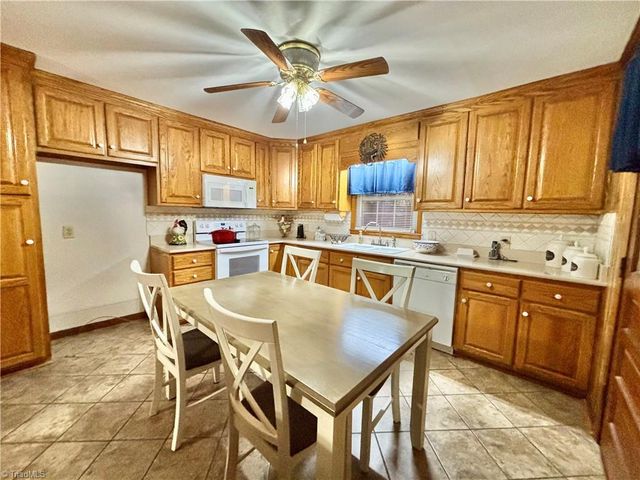 637 Pine Ridge Road, Mount Airy, NC 27030