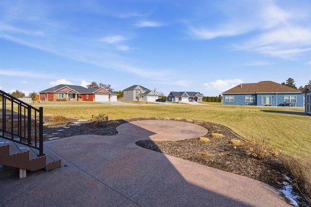 834 EVERGREEN DRIVE, Brownsville, WI 53006