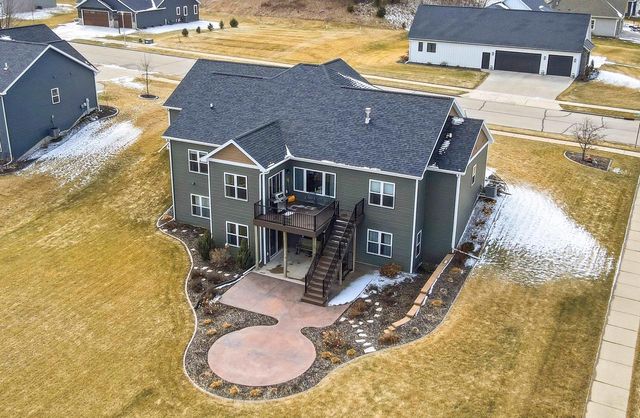 834 EVERGREEN DRIVE, Brownsville, WI 53006