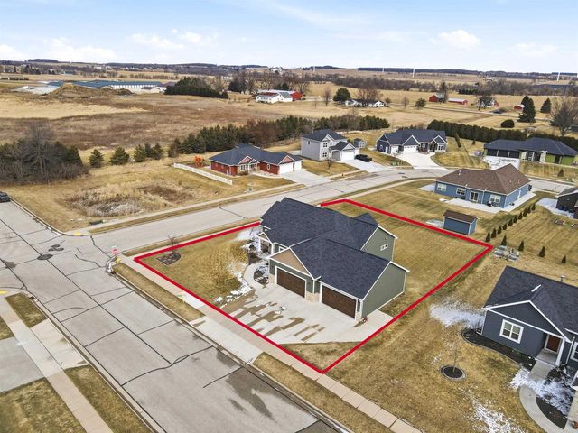 834 EVERGREEN DRIVE, Brownsville, WI 53006