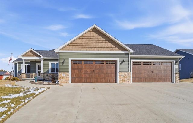 834 EVERGREEN DRIVE, Brownsville, WI 53006