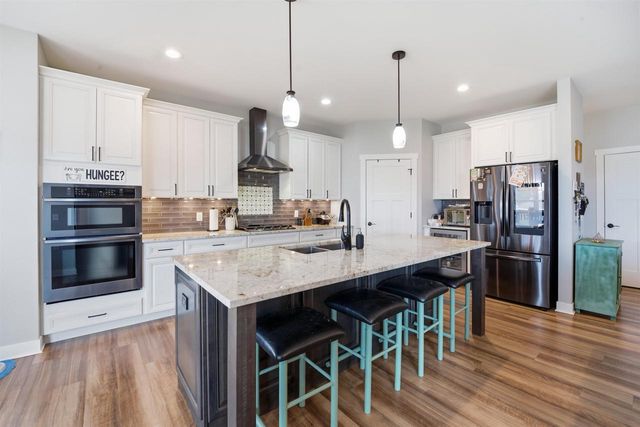834 EVERGREEN DRIVE, Brownsville, WI 53006