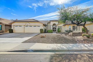 8519 W BEHREND Drive, Peoria, AZ 85382