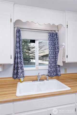 11181 E State Route 106, Union, WA 98592