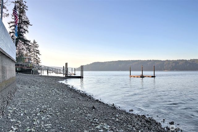 11181 E State Route 106, Union, WA 98592