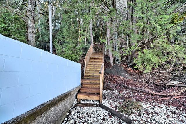 11181 E State Route 106, Union, WA 98592