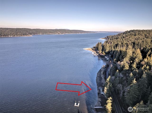 11181 E State Route 106, Union, WA 98592