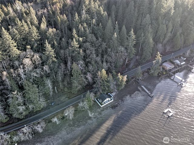 11181 E State Route 106, Union, WA 98592