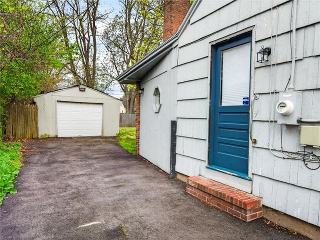 45 Ridgecrest Road, Greece, NY 14626