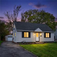 45 Ridgecrest Road, Greece, NY 14626