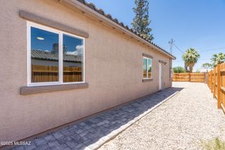 4205 N 16th Place, Tucson, AZ 85705