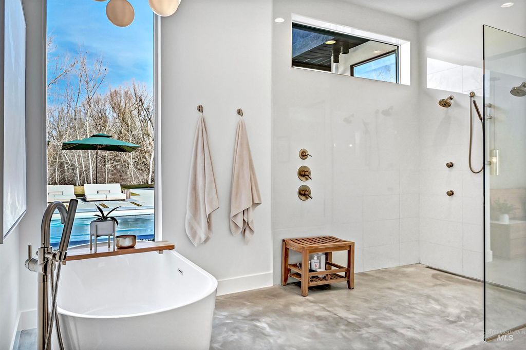 348 E Riversedge Drive, Eagle, ID 83616 photo 20