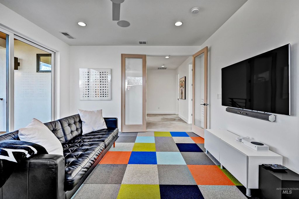 348 E Riversedge Drive, Eagle, ID 83616 photo 31