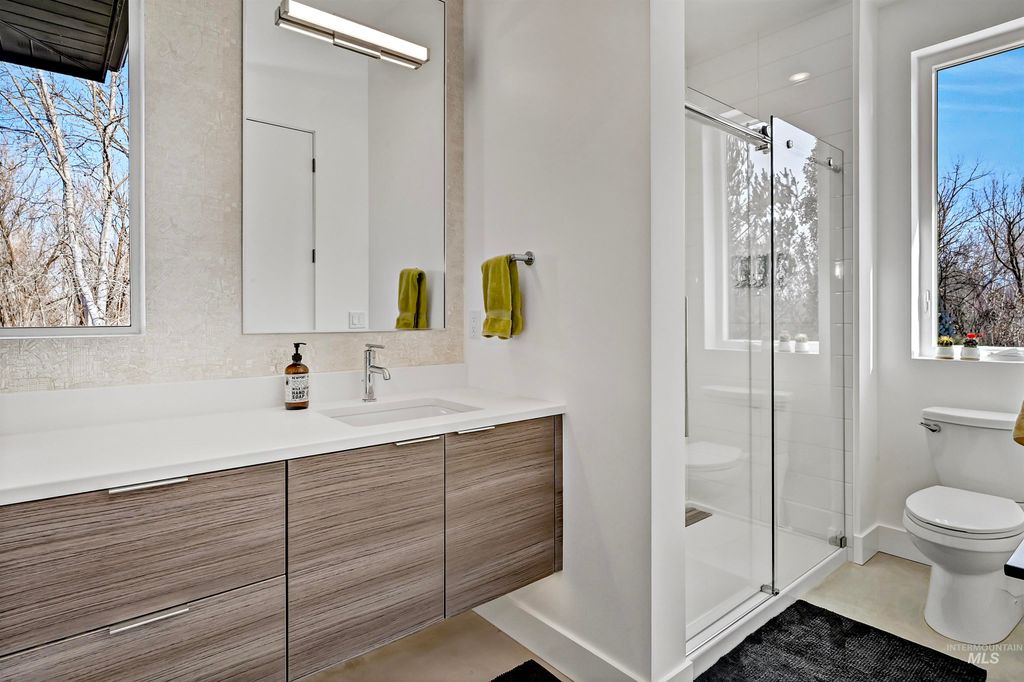 348 E Riversedge Drive, Eagle, ID 83616 photo 35