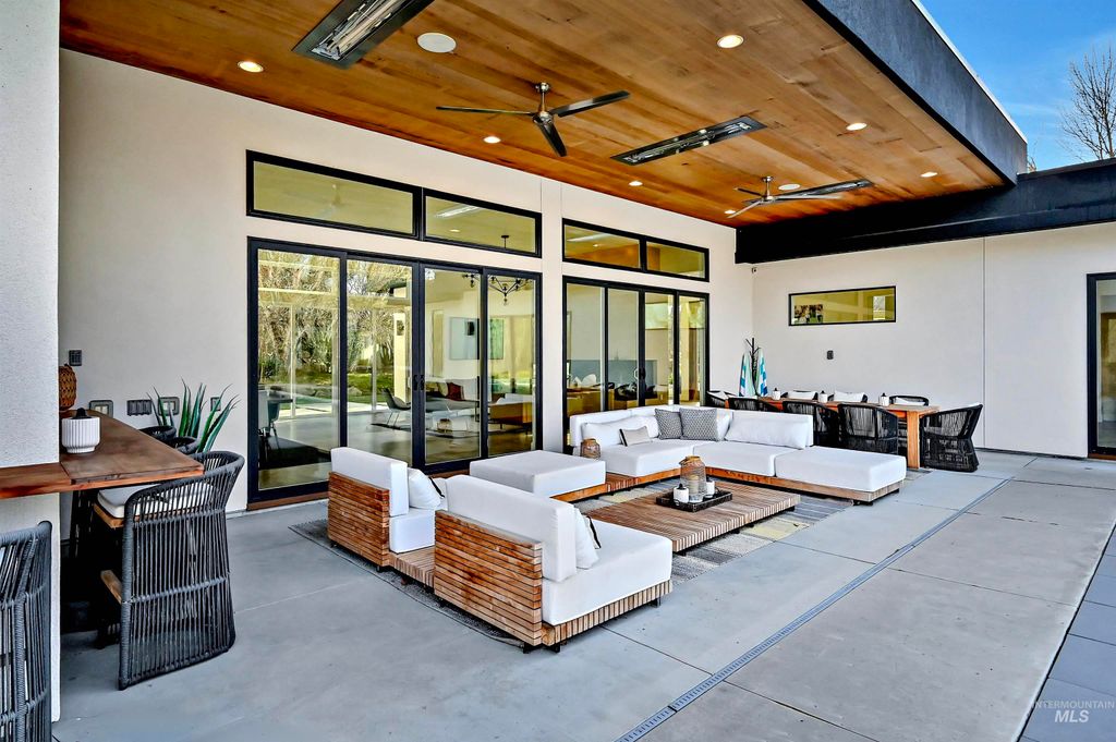 348 E Riversedge Drive, Eagle, ID 83616 photo 40