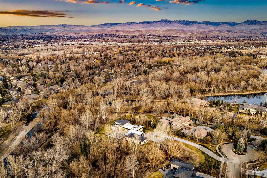 348 E Riversedge Drive, Eagle, ID 83616 photo 48