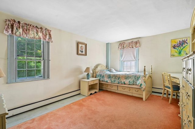 9 Academy Avenue, Atkinson, NH 03811