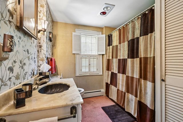 9 Academy Avenue, Atkinson, NH 03811