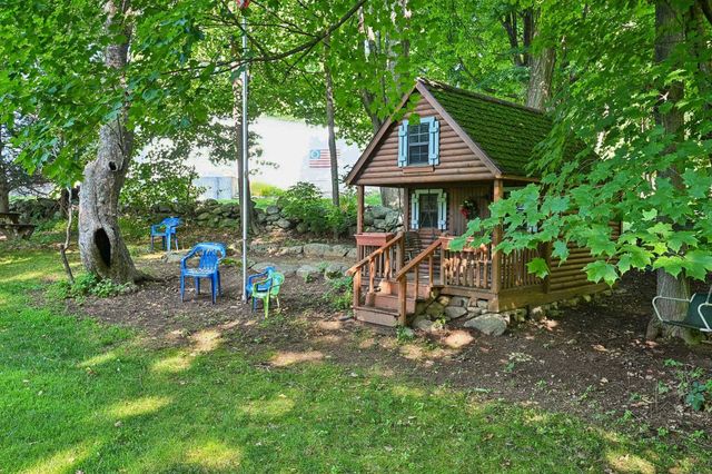 9 Academy Avenue, Atkinson, NH 03811