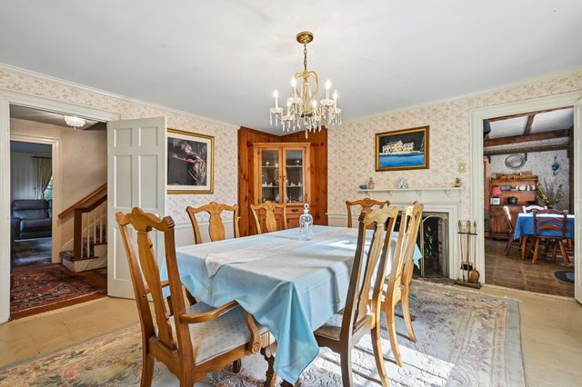 9 Academy Avenue, Atkinson, NH 03811