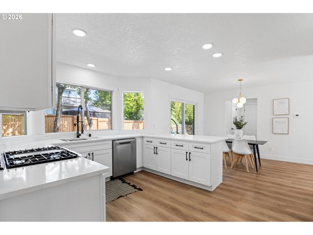 13120 Se 137TH Dr, Happy Valley, OR 97086