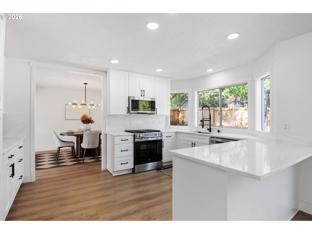 13120 Se 137TH Dr, Happy Valley, OR 97086