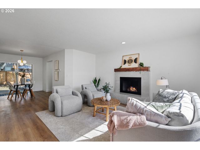 13120 Se 137TH Dr, Happy Valley, OR 97086