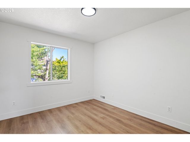 13120 Se 137TH Dr, Happy Valley, OR 97086
