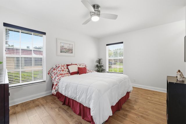 644 Marlboro Oval, Lake Worth, FL 33467