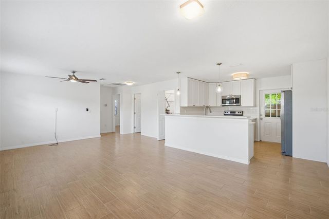 4110 W LEILA AVENUE, Tampa, FL 33616