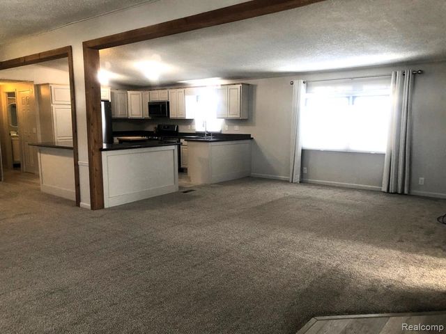 604 Juniper Court, Jonesville, MI 49250