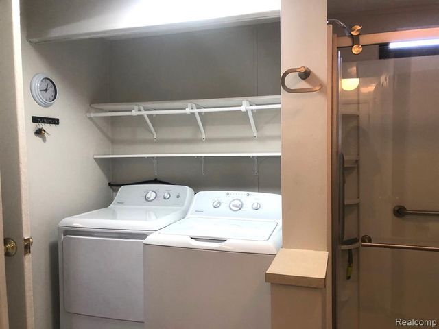 604 Juniper Court, Jonesville, MI 49250