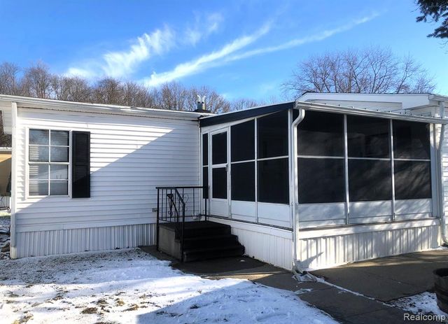 604 Juniper Court, Jonesville, MI 49250