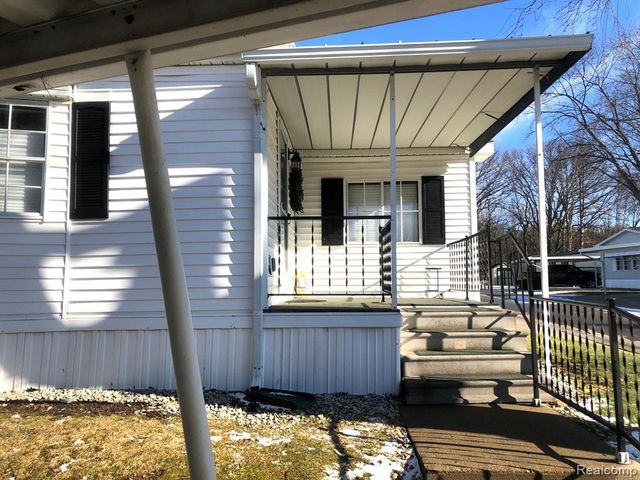 604 Juniper Court, Jonesville, MI 49250