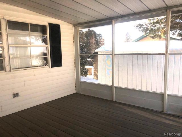 604 Juniper Court, Jonesville, MI 49250